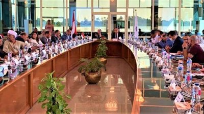 محافظ قنا : المحافظة تشهد حراك صناعى كبير