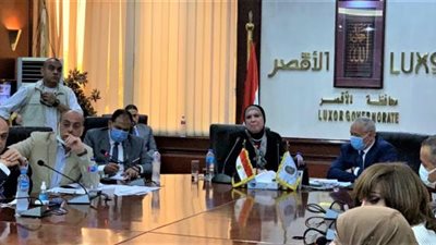 تفاصيل لقاء وزيرة التجارة والصناعة بمستثمرى محافظة الأقصر