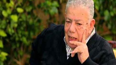 بشير الديك لـ”الموجز”:  لا توجد وصية تمنعني من كتابة قصة أحمد زكي