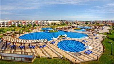 جنوب سيناء تستقبل 450 سائحاً من أوكرانيا وبيلا روسيا