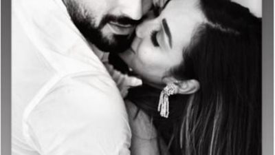 محمد الشرنوبى يعبر عن حبه لزوجته بشكل رومانسي