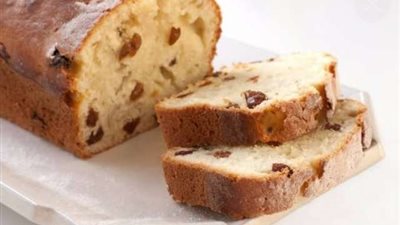 «زي المحلات».. أسهل طريقة لإعداد انجلش كيك في المنزل