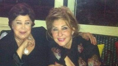 بكلمات مؤثرة.. نادية الجندي تودع صديقة عمرها رجاء الجداوي