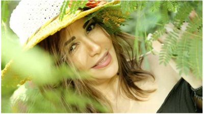 بالصور.. جيهان قمري تتألق في أحدث جلسة تصوير لها