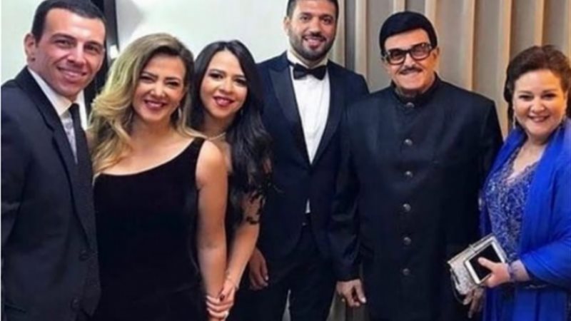 دلال وعائلتها