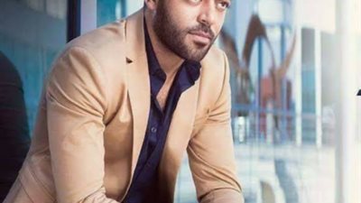 تامر عاشور ينكد علي جمهوره ويعيش لحظات الفرح .. إعرف الحكاية