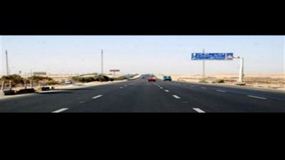 بـ استثمارات بلغت 2 مليار جنيه.. رئيس الوزراء يتفقد طريق الواحات