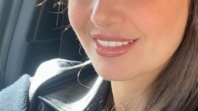 حلا شيحا تعبر عن حبها لوالدتها بصورة نادرة لها ورسالة خاصة