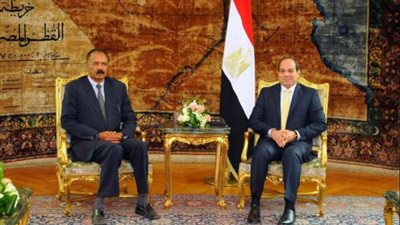بعد لقاء السيسي.. رئيس إريتريا يغادر القاهرة