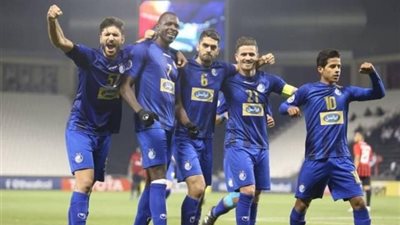 إصابة 11 لاعباً من استقلال طهران بفيروس كورونا