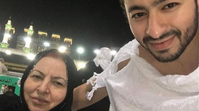 حمادة هلال ووالدته