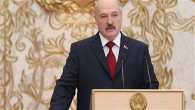 معلومات عن ألكسندر لوكاشينكو ديكتاتور أوروبا الذي فاز بولاية سابعة في بيلاروسيا