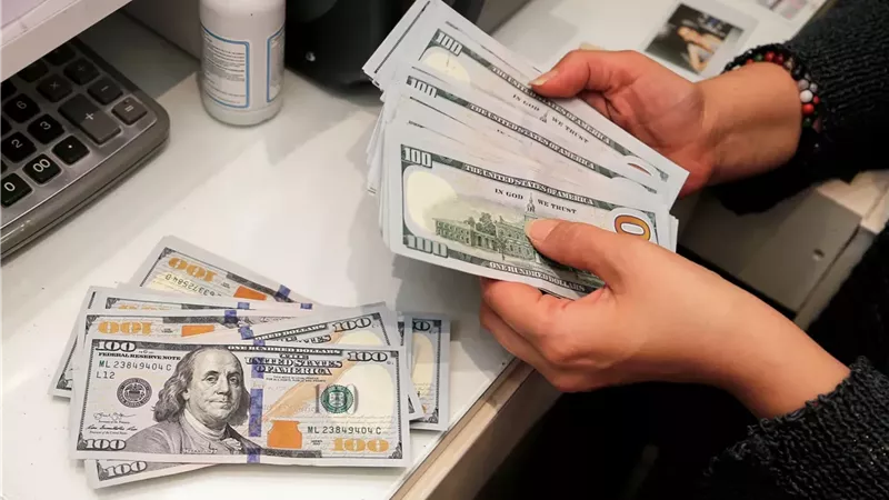 سعر الدولار مقابل