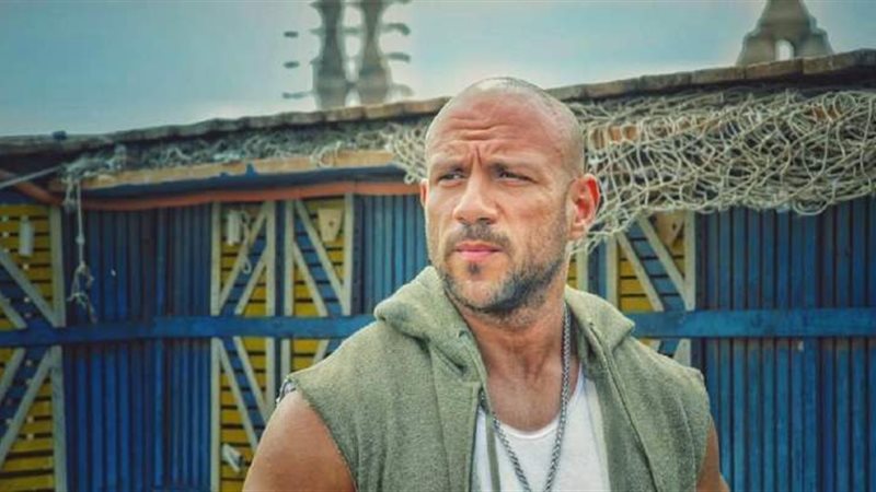 أحمد مكي بطل مسلسل