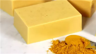 فوائد صابونة الكركم المذهلة.. وهذه طريقة تحضيرها في المنزل