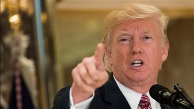 فشل في معالجة التضخم .. ترامب يهاجم الفيدرالي الأمريكي