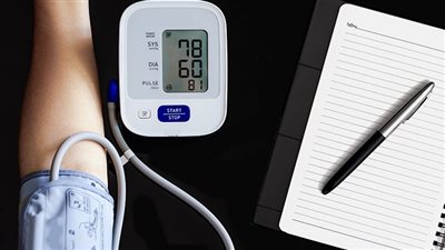 لتجنب هبوط ضغط الدم في نهار رمضان 2025.. نصائح هامة