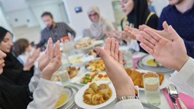 موعد أذان المغرب في ثالث يوم رمضان 2025.. متى يحين وقت الإفطار؟