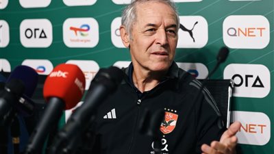 الكشف عن مفاجأة كولر في تشكيل النادي الأهلي أمام الزمالك 