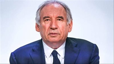 الحكومة الفرنسية في مواجهة المادة 49 .. هل تسقط كسابقتها؟