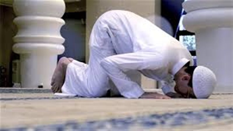 حكم تأخير صلاة العشاء
