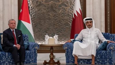 أمير قطر وملك الأردن يبحثان مستجدات الأوضاع في غـ ـزة وسوريا