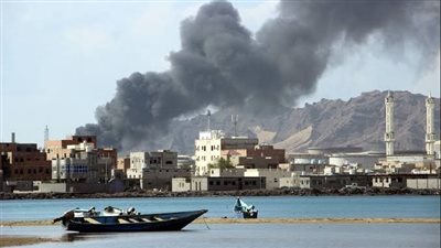 العطش يخنق مدينة عدن اليمنية وسط مخاطر الإنقطاع الدائم للمياه