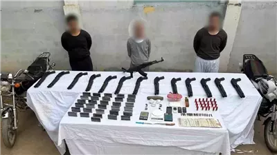 الأمن العام يضبط عناصر إجرامية بحوزتها أسلحة ومخدرات بقيمة 3.4 مليون جنيه