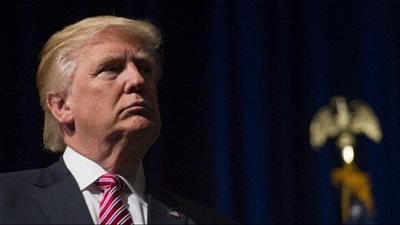 18 قرارًا لـ ترامب قلبت العالم رأسًا على عقب.. كواليس الأسبوع الناري 