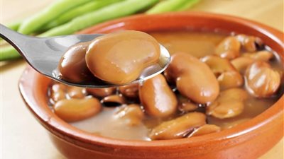 كيف يساعد تناول الفول والبصل في تنظيم السكر في الدم؟