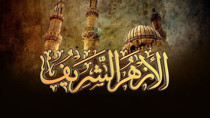 حكم رمي الملابس القديمة