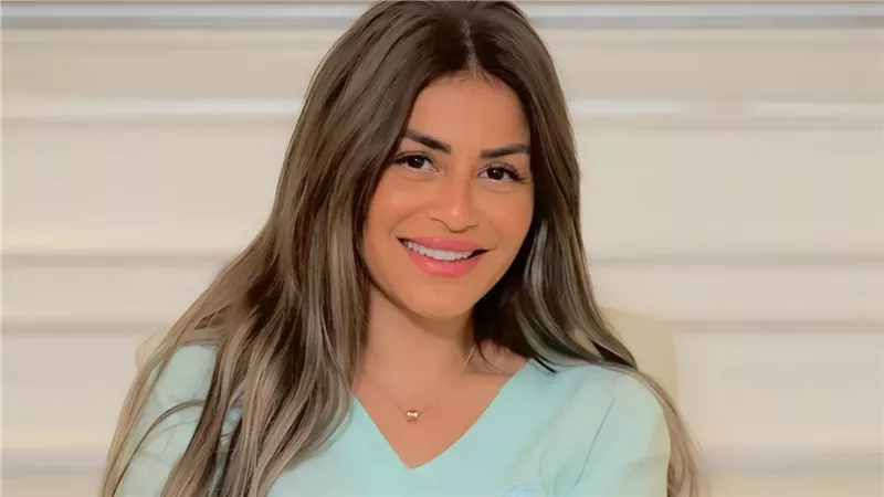 النجمة منة فضالي