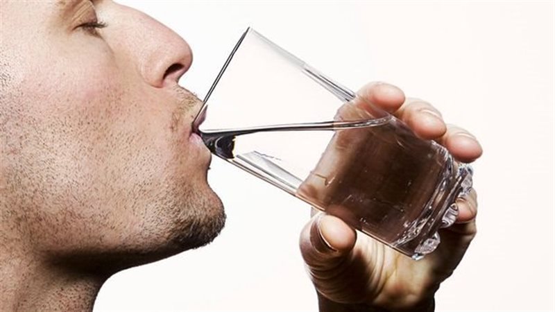 حكم شرب ماء مقروء