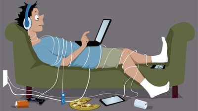 إدمان الإنترنت.. كيف تعرف أنك مصاب به؟ وكيف تتخلص منه؟