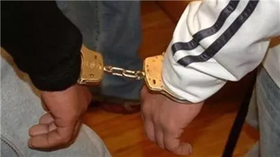 القبض على متهمين بسرقة مشغولات ذهبية وأموال من شقة سيدة في 6 أكتوبر