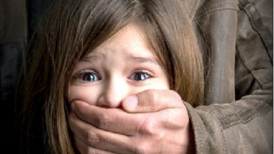 ننشر تفاصيل واقعة تحريض عامل لسيدة على خطف ابنته بالجيزة.. والسبب صادم