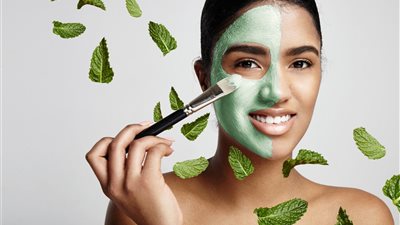 كريم النشا والنعناع سر البشرة النقية والنضرة بوصفة طبيعية