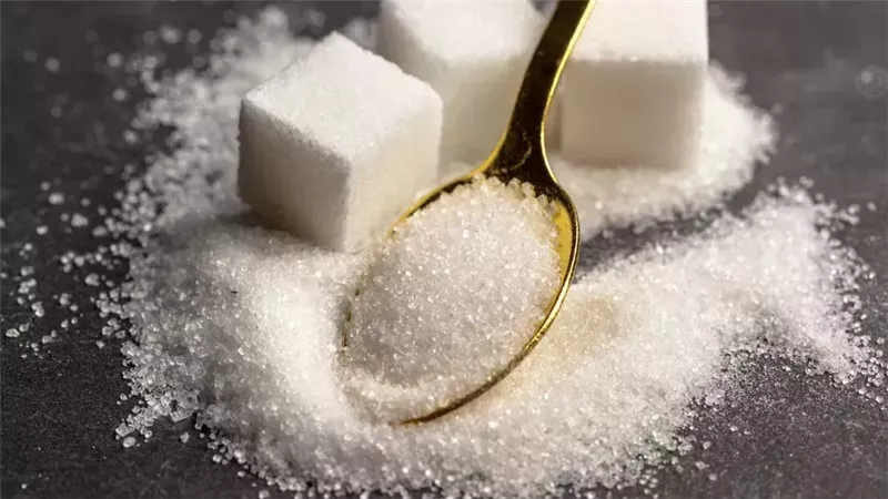 أضرار السكر على القلب