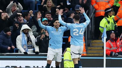 ترتيب الدوري الإنجليزي والهدافين بعد رباعية مانشستر سيتي وهاتريك عمر مرموش