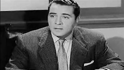 حسين صدقي.. من أصول تركية ولقب بواعظ السينما وله معركة شهيرة بسبب الخمور