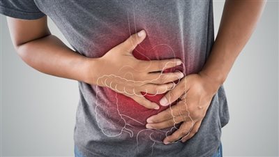 جرثومة المعدة.. الأعراض وطرق انتقال العدوى