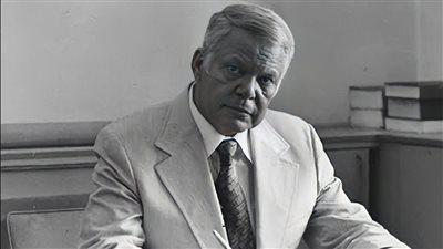 حكايات يوسف السباعي  مع نجاة الصغيرة وسر اغتياله في ظروف غامضة