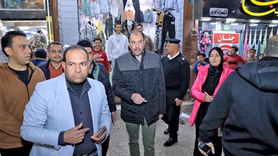 كواليس تفقد محافظ سوهاج كورنيش أخميم الجديد ويتابع الخدمات المقدمة للمواطنين