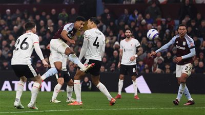 ليفربول يكسر القواعد خارج ملعبه ويقترب من هدفه الكبير في الدوري