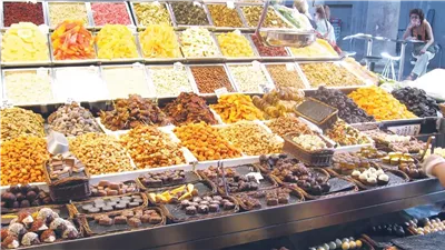 أسعار ياميش رمضان 2025.. بكام البلح وجوز الهند والمكسرات