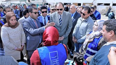 تفاصيل المساعدات الإنسانية بمحافظة سوهاج.. توزيع 60 جهاز عروس للفئات الأولى بالرعاية