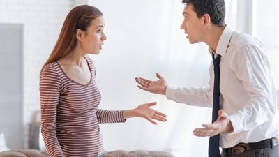 حكم إيذاء الزوجة في الإسلام وكيف يتم التصدي له؟