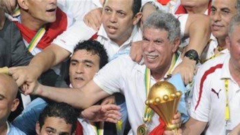 تتويج منتخب مصر بأمم