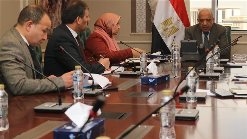 متابعات وزير الكهرباء