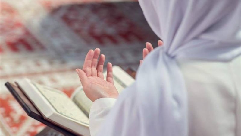 حكم الدعاء بعد ختم